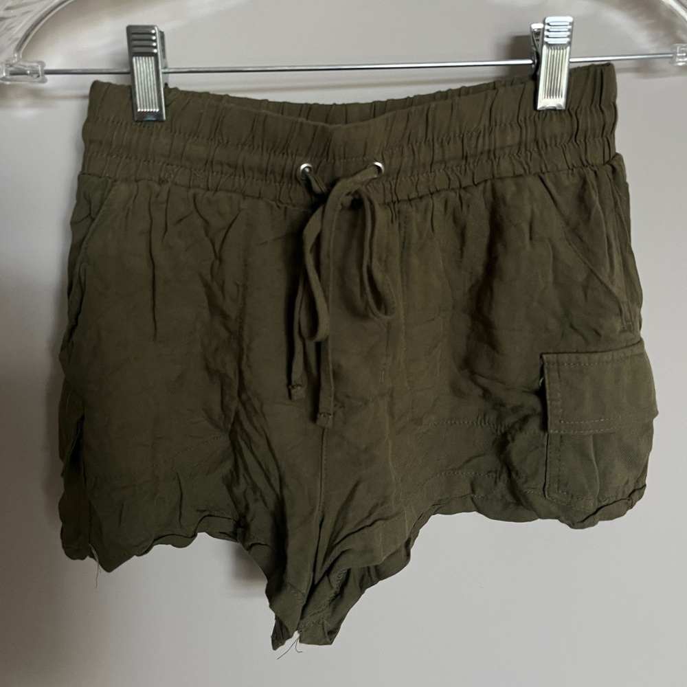 Womens Green Cargo Shorts
